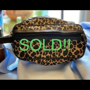 💥SOLD💥 animal print makeup/toiletries bag.